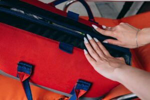 Kit Essencial de Primeiros Socorros para Transporte Público: Guia Completo