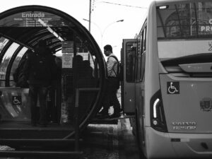 Ônibus Adaptados: Conheça os Padrões de Acessibilidade e Leis