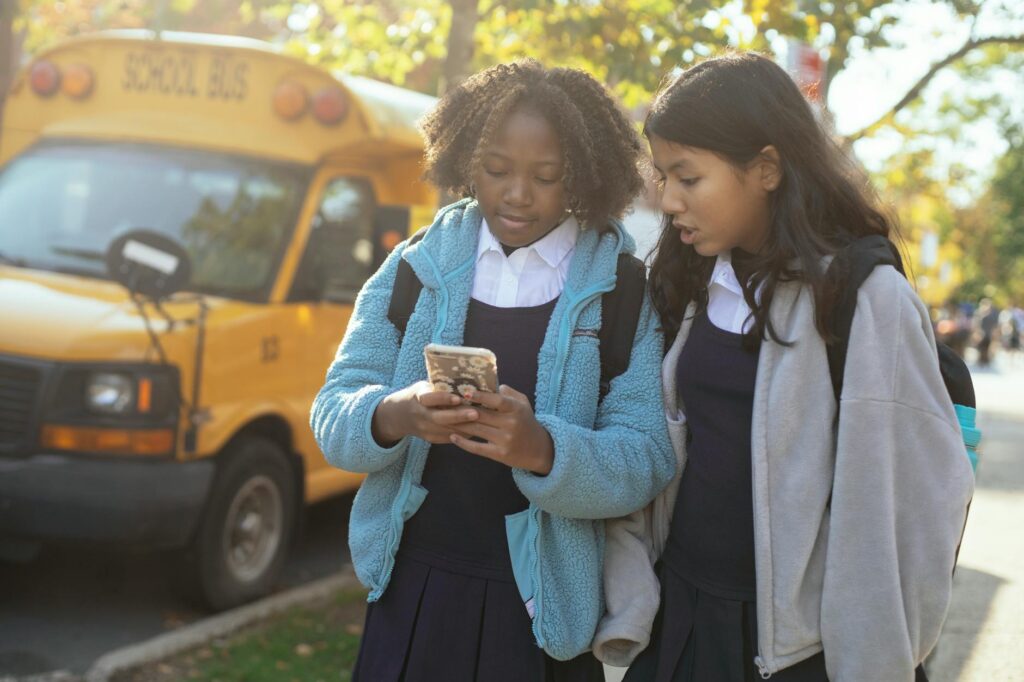 Gestão de Frotas de Ônibus: O Guia Definitivo com Apps Grátis