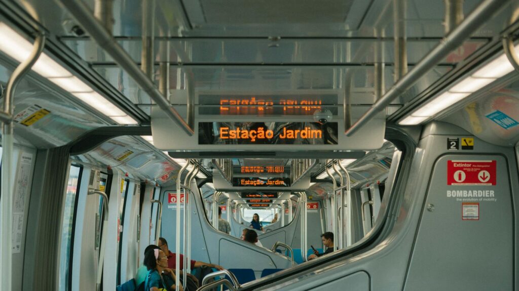 Metrô: Entenda os Códigos de Restrição de Velocidade