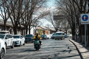 Vaga Preferencial Motofretista: Otimização Urbana e Logística
