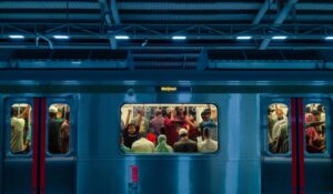 Metrô Atrasado: Novas Medidas de Contingência São Suficientes?
