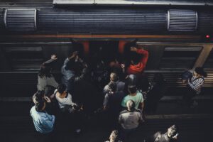 Acessibilidade no Metrô: Altura da Plataforma e Segurança