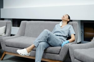 Profissionais Noturnos: Resiliência e Gestão Emocional